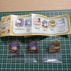 サンリオキャラクター　ご当地ピンズ　大阪　タキシードサム　ポムポムプリン　ガチャ