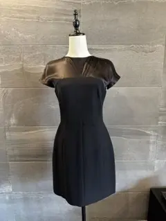 Dior クリスチャンディオール ひざ丈ワンピースのサムネイル
