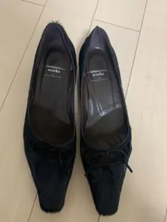 黒 フラットシューズ