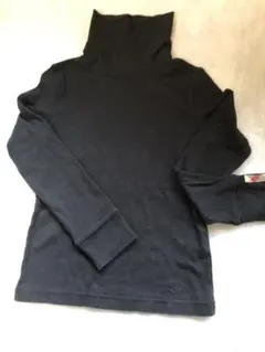 Burberry タートルネック8Y