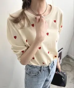 ミニハート刺繍半袖トップスのサムネイル