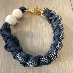 パラコードストラップ（ネイビー×白黒）