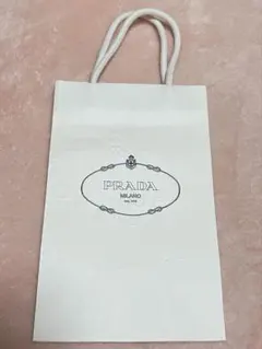 【PRADA 】ホワイト ショッパー【美品/匿名配送】