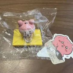 匿名発送／ちいかわ　松屋　古本屋　カニちゃん　第二弾　フィギュア　ピック付き