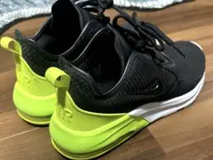 NIKE☆エアマックス☆スニーカー☆ブラック×イエロー☆美品☆軽☆運動会のサムネイル