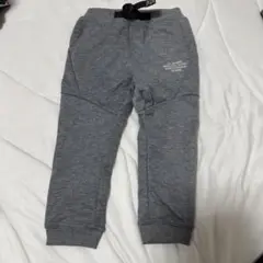 110サイズ グレーのパンツ