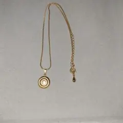 ゴールド 円形ペンダント ネックレス