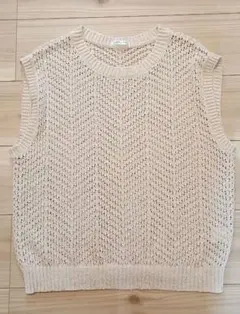 ★美品★Honeys　COLZA 透かし編み ニットベスト ベージュ Mサイズのサムネイル