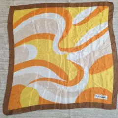 【美品】ピエールカルダン　シルク100%　大判スカーフ　幾何学