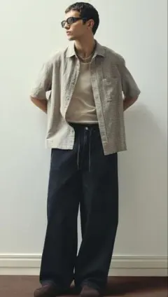 H &Mスーパーバギーデニム　ブラック