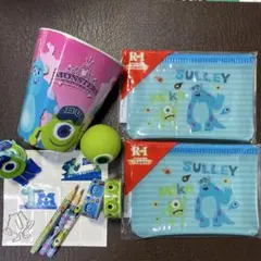 モンスターズ・インク ♡型ペン立て& 文房具セット