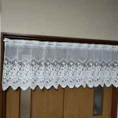 19）白いレースカフェカーテン 花模様のサムネイル