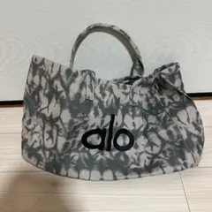 ★人気★ alo yoga ロゴ プリント トートバッグ キャンバスのサムネイル
