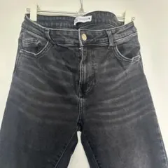 ZARA ザラ スキニーデニムパンツ ブラックのサムネイル