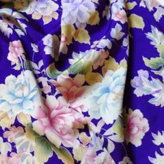 №148　古布　ハギレ　*正絹　錦紗縮緬　はぎれ*　34×92cm