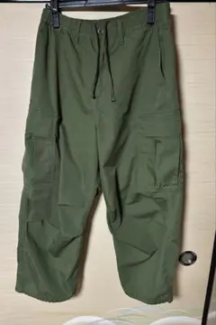 GU ジーユー スーパーワイドカーゴパンツ オリーブ Sサイズ