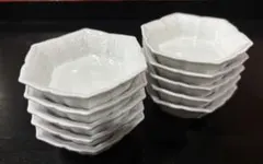 A1440-9/有田焼/白磁葉形文向付10客/銘々皿/飾鉢/菓子鉢/懐石道具/ A1440-9/有田焼/白磁葉形文向付10客/銘々皿/飾鉢/菓子鉢/懐石道具