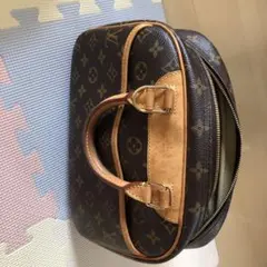今月限定価格ルイヴィトンバッグのサムネイル
