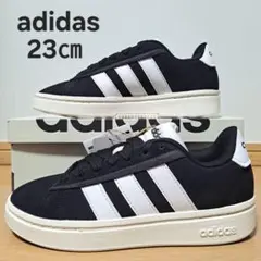 【8430】【新品】箱なし　23㎝　アディダス グランドコート アルファ