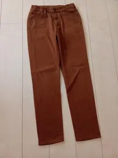 ユニクロ　キッズ　ウルトラストレッチデニムスリムフィットパンツ　150