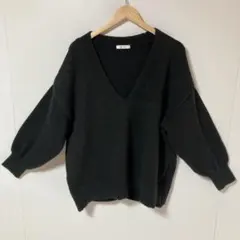 ap retro 黒 Vネック バルーン袖 ニットセーター
