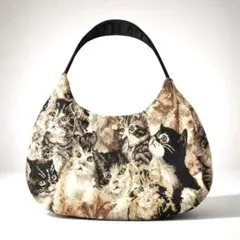 猫柄バッグ　ハンドバッグ　1点物　ねこ　トートバッグ　ハンドメイド