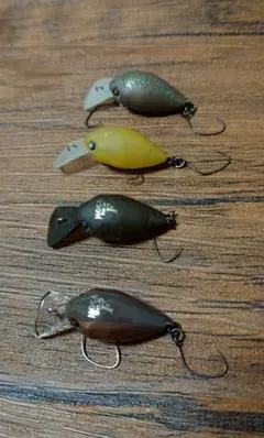 【極美品】エリアトラウトルアーまとめ売り！！モカ、ザッガー、パニッシュのサムネイル
