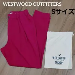 【新品タグ付】WESTWOOD OUTFITTERS カジュアルパンツ　ピンクのサムネイル