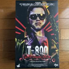 Hot Toys T-800 バトルダメージ版 1/6スケールフィギュアのサムネイル