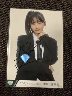 Y*i様 ノイミー永田詩央里さん直筆サイン入りパネル アンチコンフィチュール Y*i様 ノイミー永田詩央里さん直筆サイン入りパネル アンチ