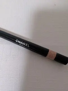 シャネル　スティロ オンブル エ コントゥール 06