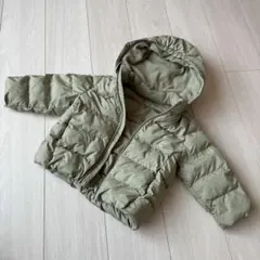 オリーブグリーン フード付きダウンジャケット