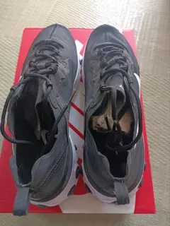 未使用ナイキランニングシューズ