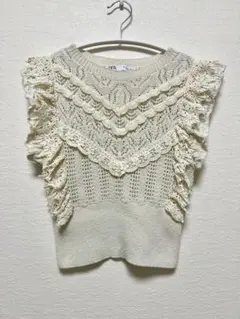 【最終価格】ZARA フリルノースリーブニット