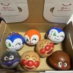 日曜日までセール　おっきなアンパンマン カプセルトイ 7個セット