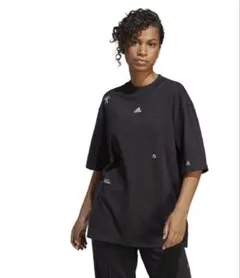 adidas ヒーリングクリスタル インスパイアード グラフィック半袖Tシャツ