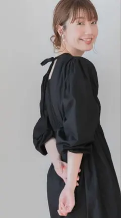 URBAN RESEARCH スモッキングワンピース ブラック