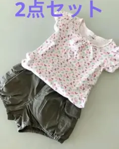babyGAP 90㎝　ハートいっぱいTシャツ・カーキ色ショートパンツセット