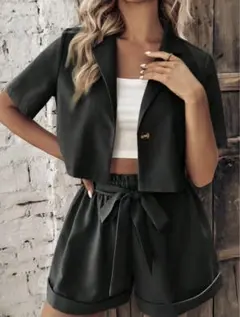 ダークグリーン ショートパンツセットアップ