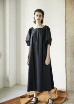 ブラックバイマウジー　tuck sleeve dress⭐︎お値下げ可⭐︎