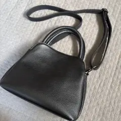 【美品】seloah セロアー Cube leather bag miniのサムネイル
