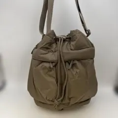 Item thumbnail for item bd74b772-b54d-4928-a4f7-df1d19133717