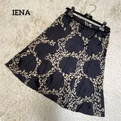 Item thumbnail for item fb74198b-3d90-4a9b-b8e8-814f1bd45c61