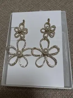 ANNAN WEDDING 花形イヤリング