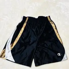 チャンピオン　スポーツハーフパンツゴールドライン140サイズ　バスケ