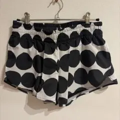 【加工あり】adidas marimekko ドット柄 ショートパンツ