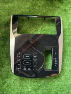 TOSHIBA エアコン用天井パネル RBC-U42PG(W) - メルカリ