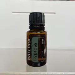 doTERRA 【サイプレス】 エッセンシャルオイル 15mLのサムネイル