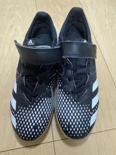 adidas Predator フットサルシューズ 黒22.5