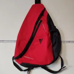 A93 adidas レッド ブラック スリングバッグ